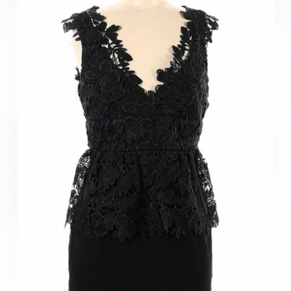 Bardot Black Floral Lace Midi Dress - Picture 2 of 8